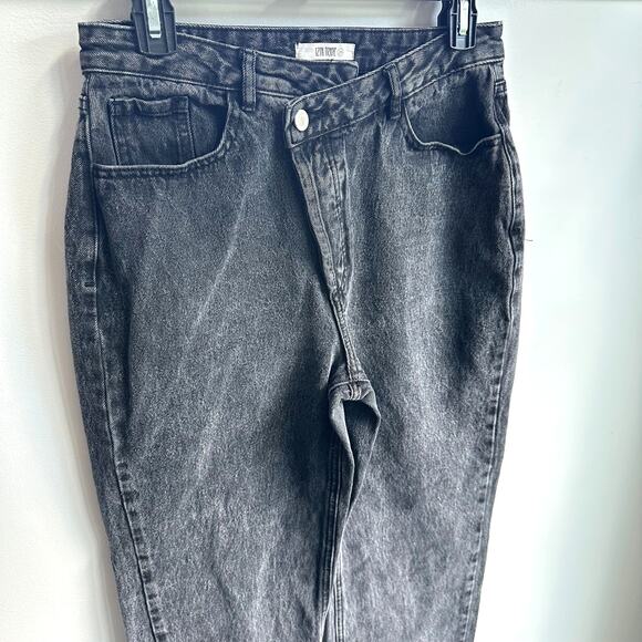 12th Tribe Sz 28 Black Boyfriend Straight Jeans Crossover Button High Rise - Picture 7 of 12